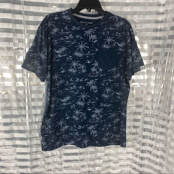 Free Planet Tropical Print Tshirt - Picture 1 of 7